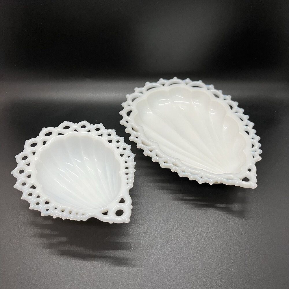 Westmoreland Milk Glass Lace Edge Shell Dish Candy Trinket